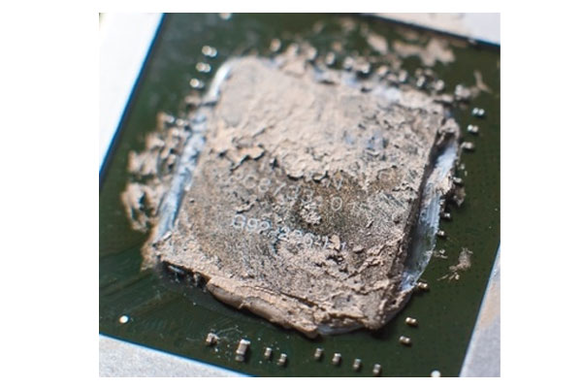 Increase in thermal resistance due to dryout phenomenon